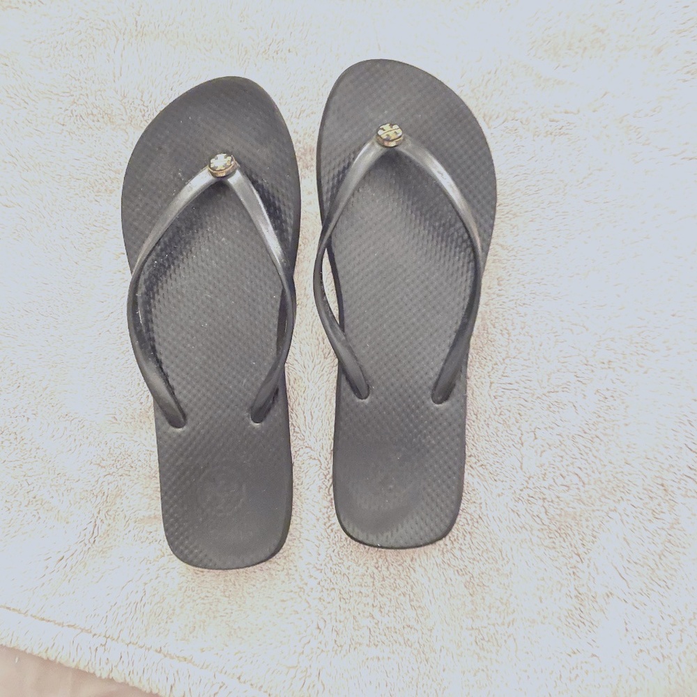 Tory Burch Womens Flip Flops